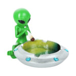 Keramik Aschenbecher Alien Green UFO